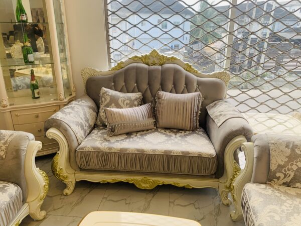 Anti Dust Sofa